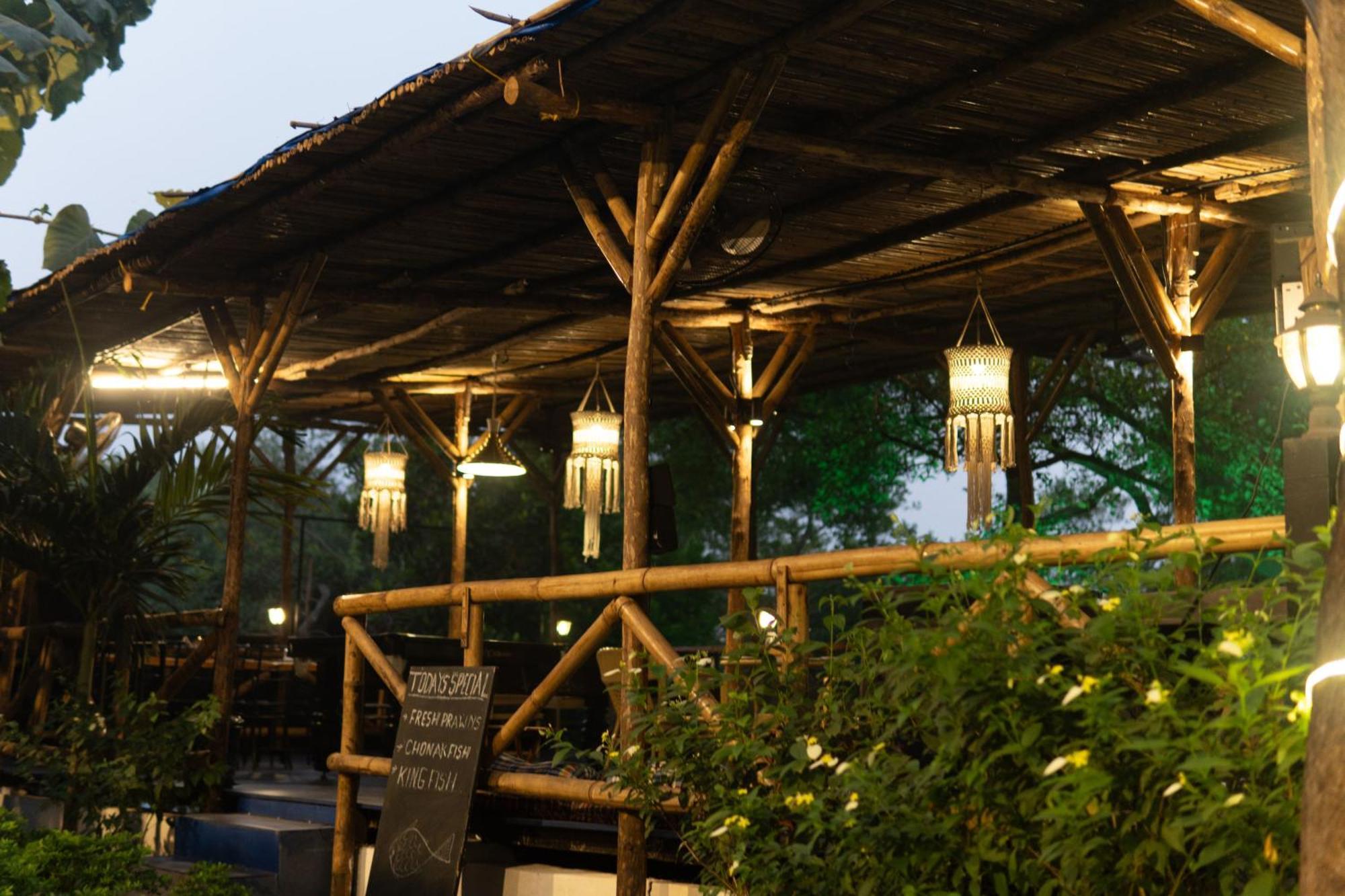 Tranquill Riverside Luxury Cottages With Bathtub, Candolim Buitenkant foto